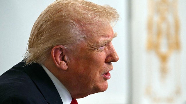 US-POLITICS-TRUMP-MILITARY-HOLIDAY 