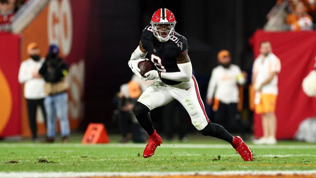 Atlanta Falcons v Tampa Bay Buccaneers - NFL 2025 